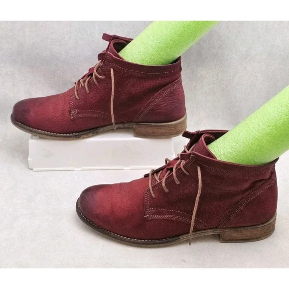 Josef Seibel Sienna 03 Carmin Ankle Boots, Red Leather, Womens Size 9 US / 40 EU - Picture 2 of 7